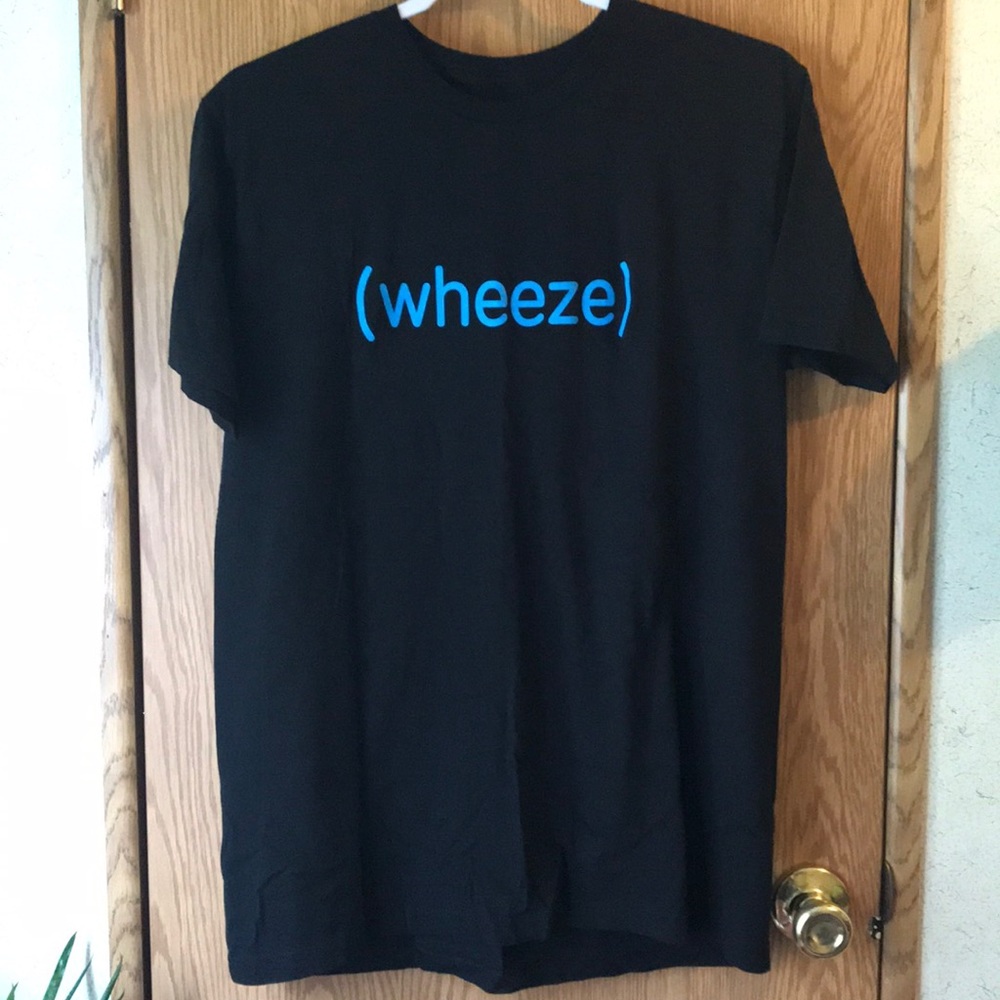 Buzzfeed unsolved (wheeze) shirt